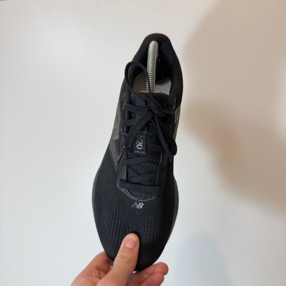 Mens New Balance 520 V9 Triple Black Running Shoes Size 8 Road Sneakers - Picture 5 of 10